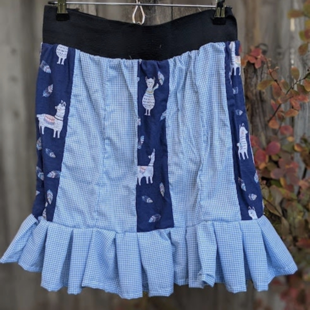 Cute plus size skirt with ruffled hem